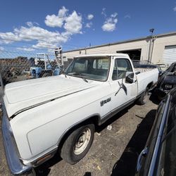 1986 Dodge D150