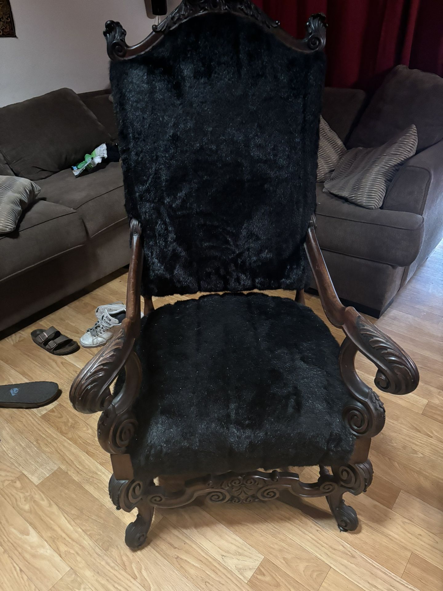 King Chair / Medieval Chair