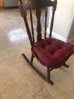 Antique kids rocking chair With Nice Pillow On It -Must come to H.B