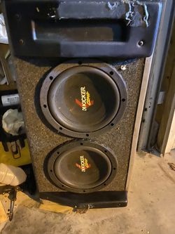 Kicker 8” subs