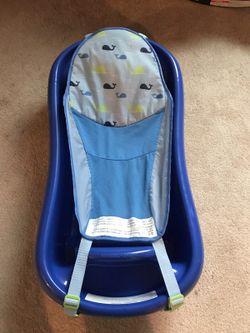 Baby bath with insert