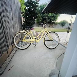26” Schwinn Legacy with Schwinn Seat.