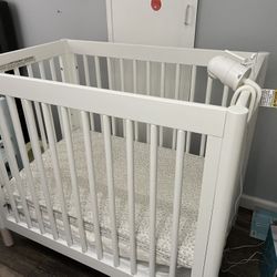 Babyletto 4-in-1 Mini Crib