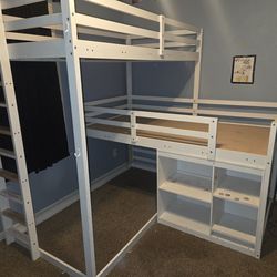 Triple bunk