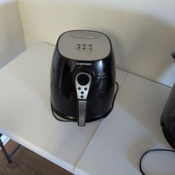 USED Chefman Air fryer 