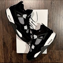 Air Jordan 4