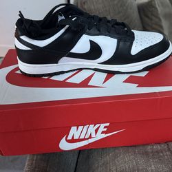 New Nike dunks Panda