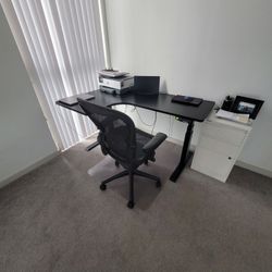 Loctek Power Adjustable Computer Desk L Shape