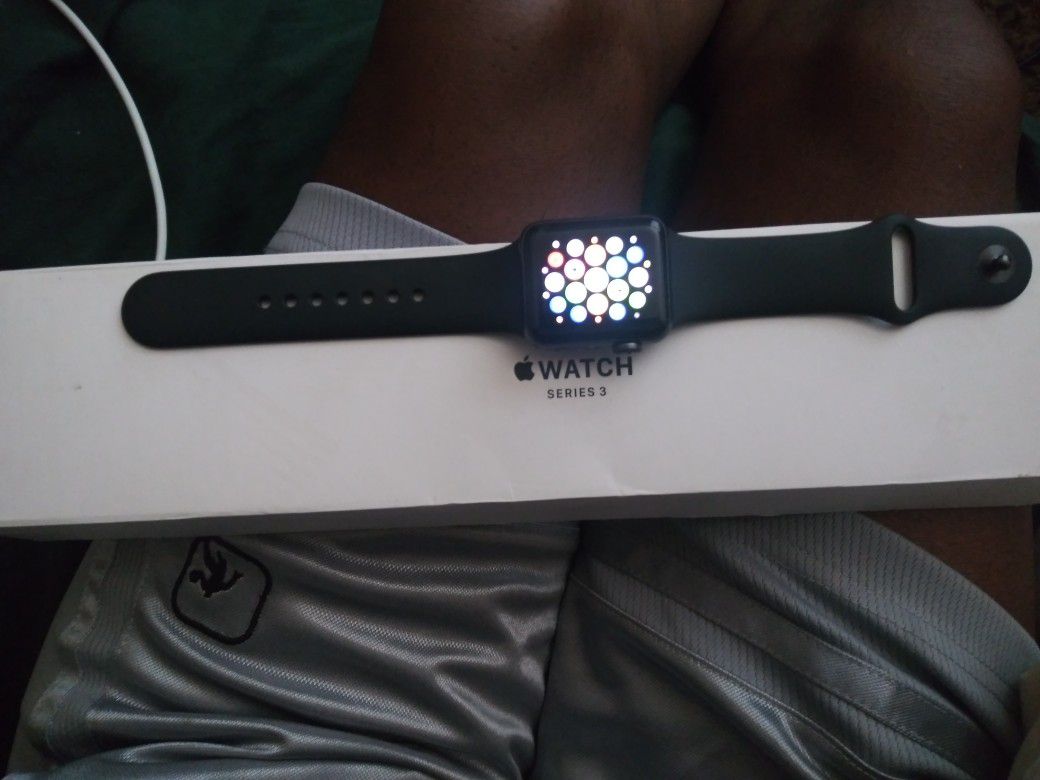 Apple watch serious 3