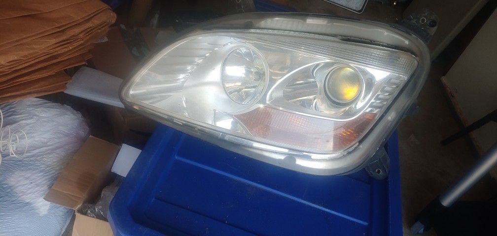 Peterbilt 579 Right Side Headlight