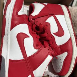 Nike Dunk Red University 