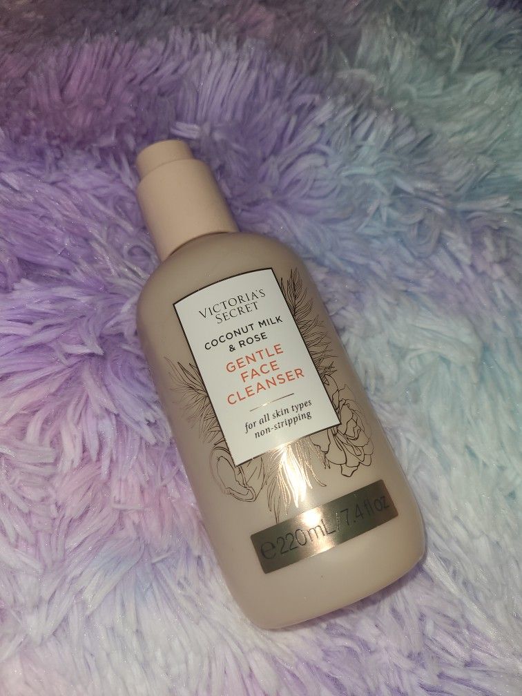 Victoria secret facial wash