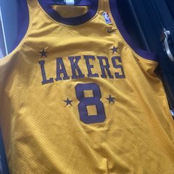 Kobe Bryant Laker Jersey 