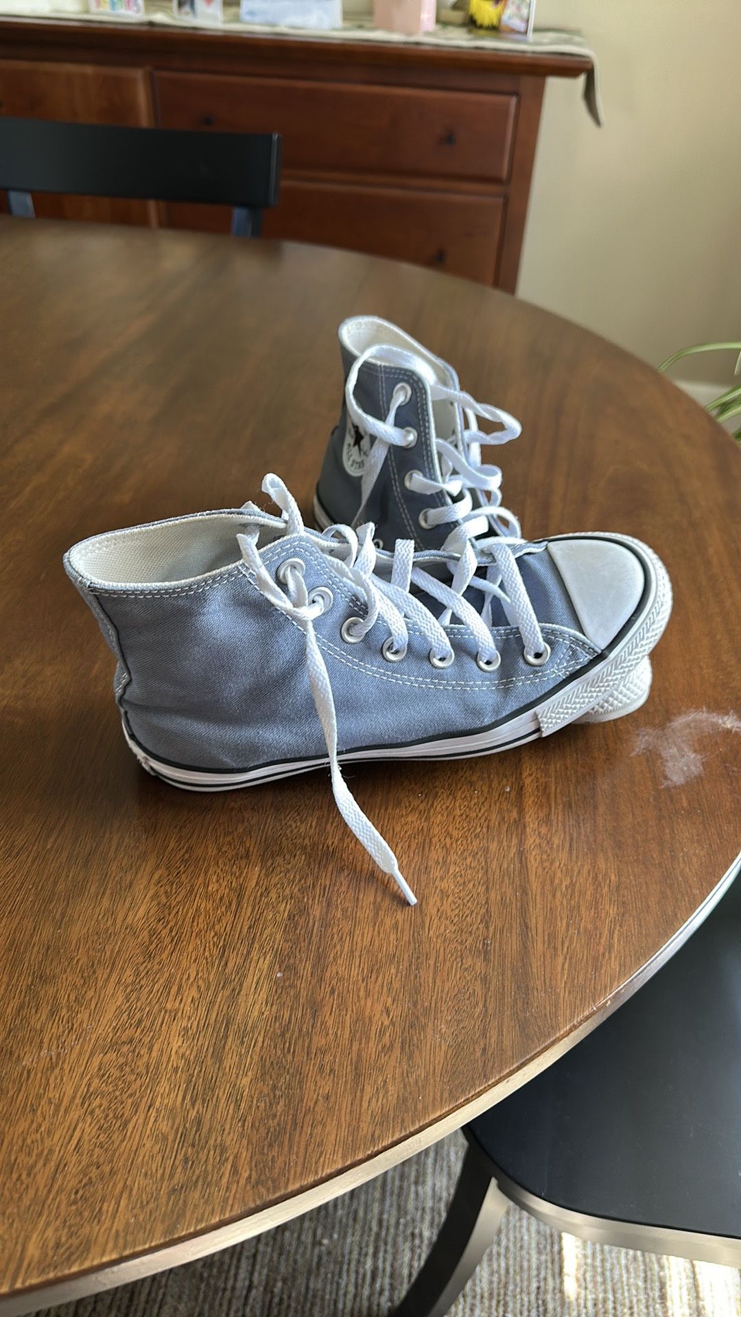 Women’s Converse Chuck Taylor Sneakers