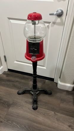 Bubble gum machine