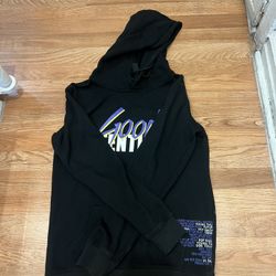 V HOODIE