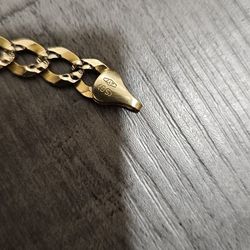 Serious Buyers Only 10k Gold Chain 18 G 23 Inch Long