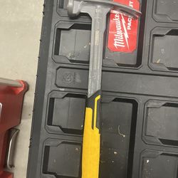 Dewalt 14oz Hammer