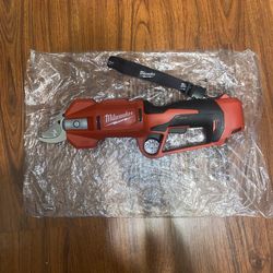 (1) Milwaukee M12 Pruning Shears (2534-20) (Tool Only)