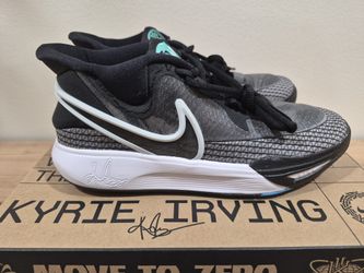 Nike Kyrie 8 Orca - Youth 5.5 - NIB