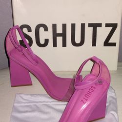 BRAND NEW SCHUTZ VERY PINK SHOE