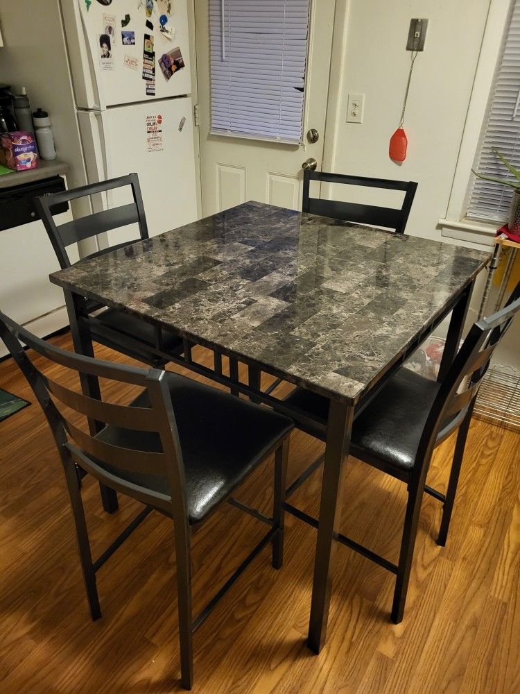Dining Table Set