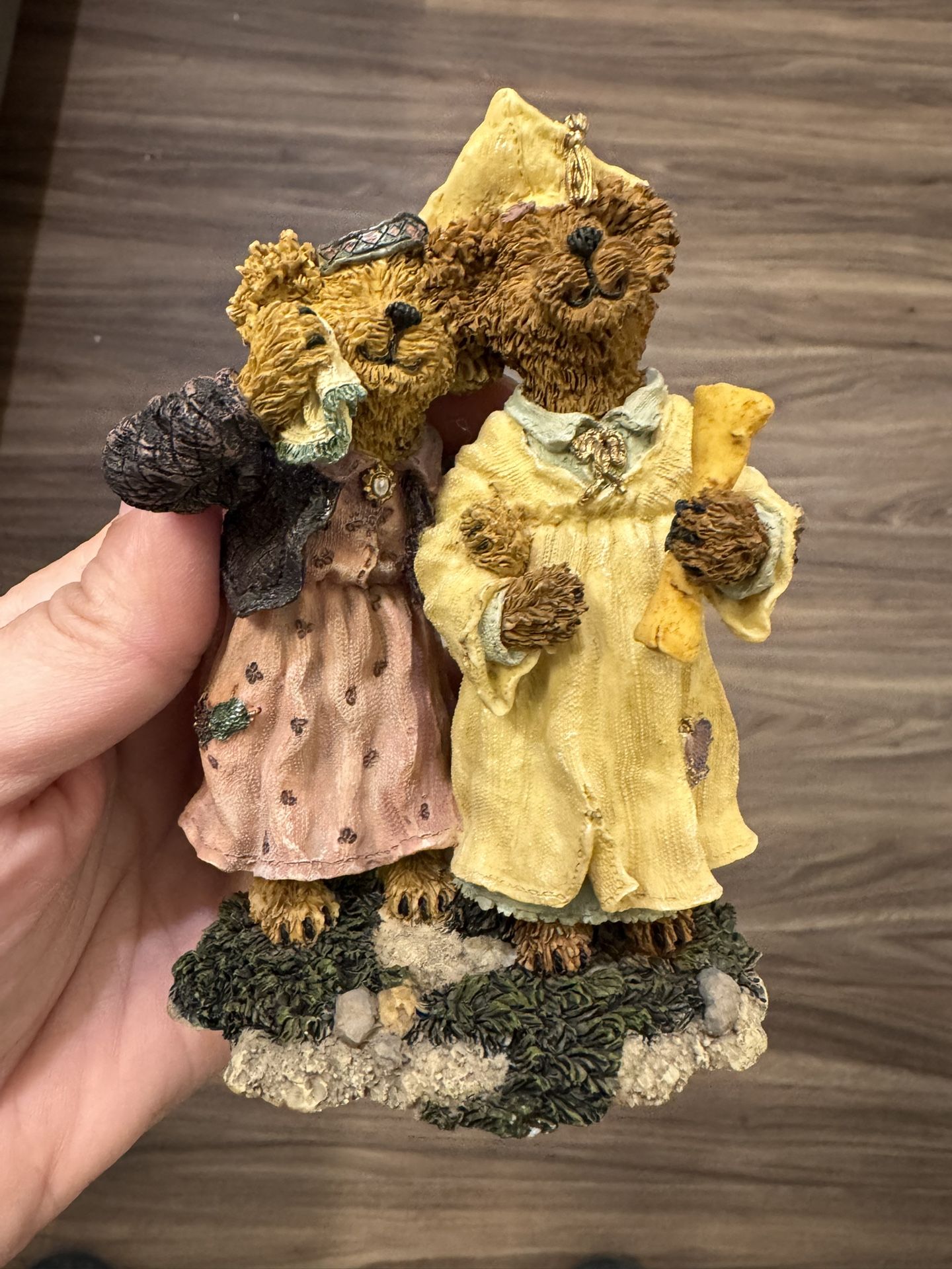 Boyds Bears figurine titled "Momma Berriproud with Jamie...Seize The Day" from The Bearstone Collection