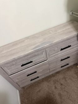 6-Drawer Dresser Gray Wood Finish