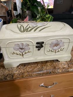 Large Wooden Jewelry Box w/Mirror!