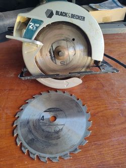 Black And Decker Circular Saw And Blade