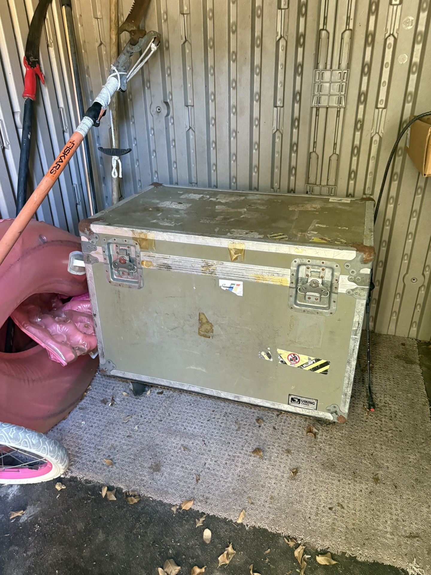 Large Musical Instrument Equipment Trunk, 21 x 21.5, Professional Music Travel Box Case, Hard Heavy Duty.