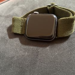 Apple Watch Series 4