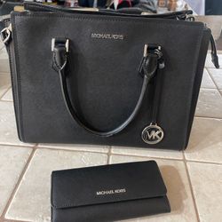BLACK MK PURSE WITH MATCHING WALLET