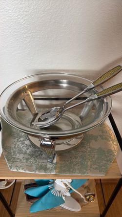 4 pcs Salad Bowl 4 Liter, With Stainless steel Holder - Silver Gold, $40
