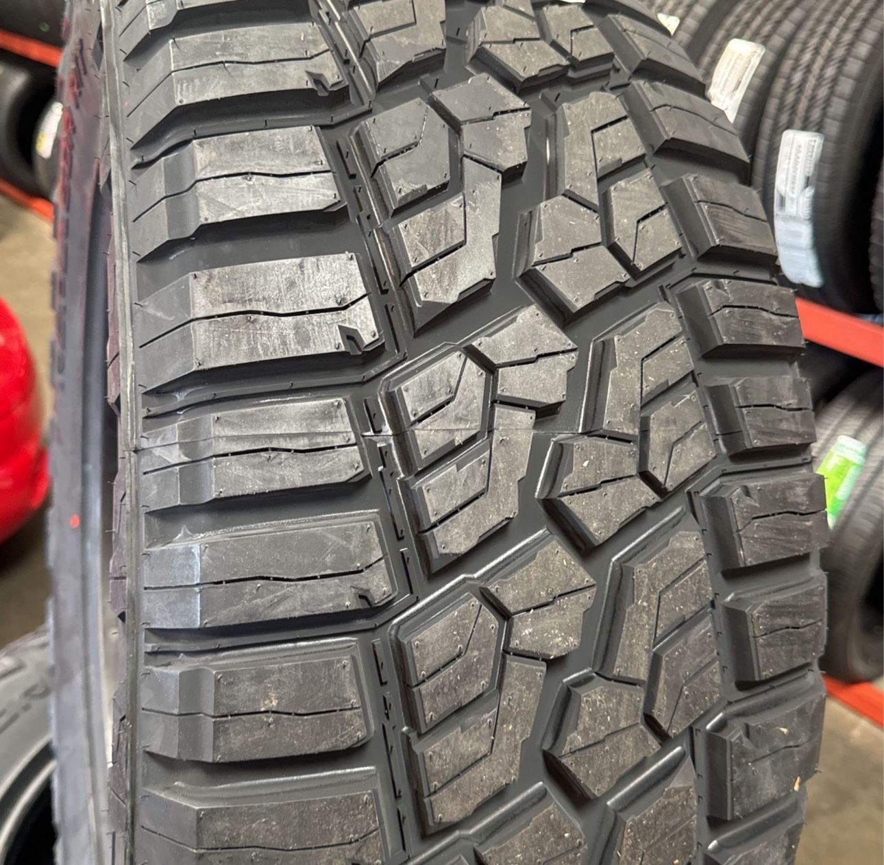 LT 35x12.50R20 Tires