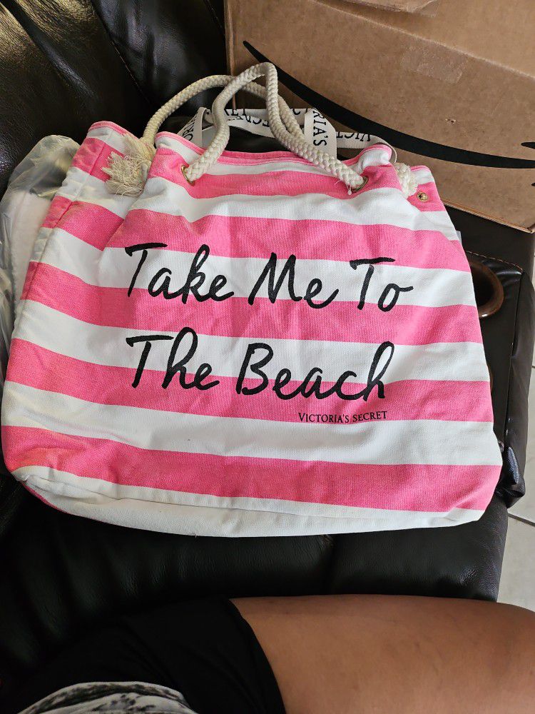 2 Victoria Secret Tote/beach Bags