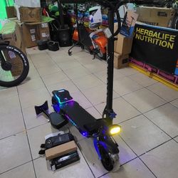 Electric Scooter 60v25ah 5000w 50mph Speed