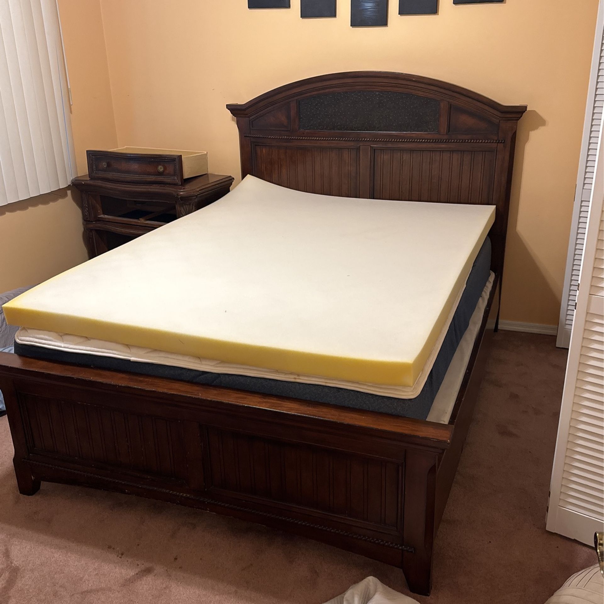 Dark Brown Wood Bed Frame. Mattress Box spring And Mattress Topper