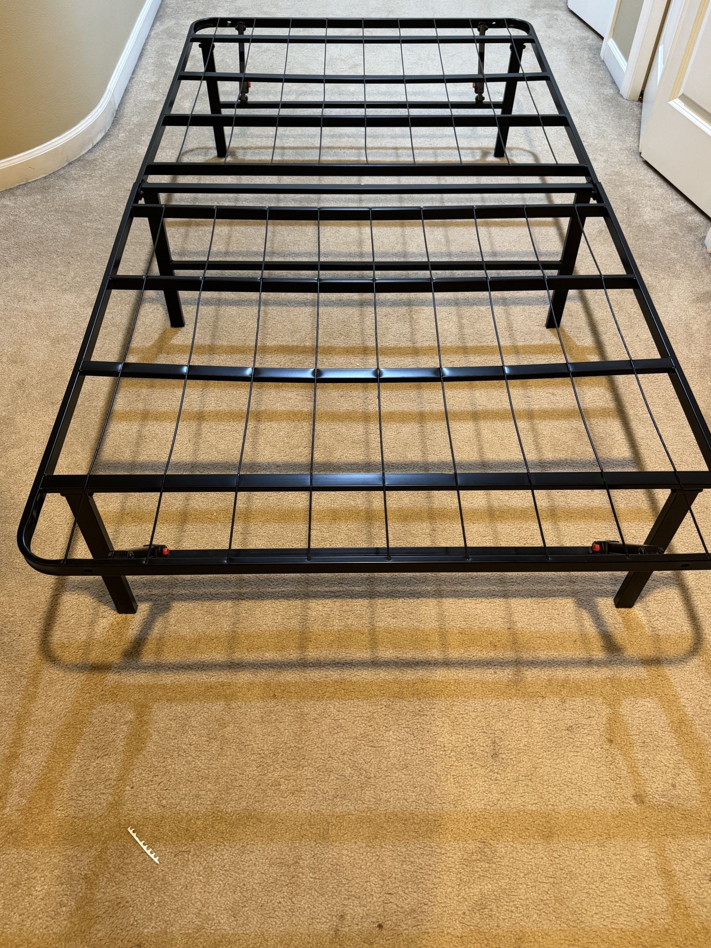 Twin Metal Foldable Bed frame