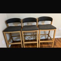 Set of 3 Modern Bar Stools – Excellent Condition!