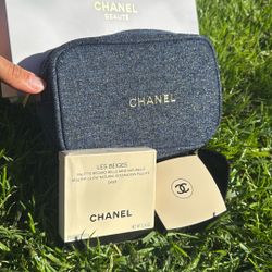 Chanel Makeup Gift Set Women Regalos Mujer Eyeshadow Makeup Pouch AMAZING, MRSP $250
