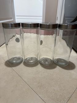 Glass canisters set of 4