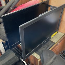 2 Computer Monitors 
