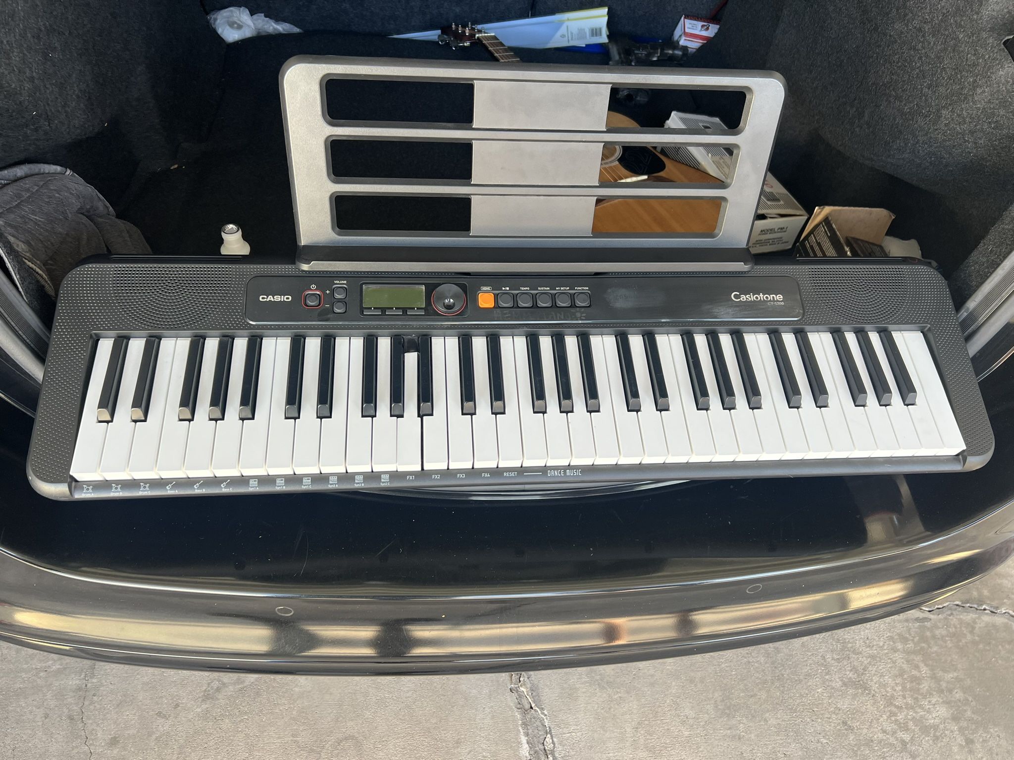 Casio Keyboard 