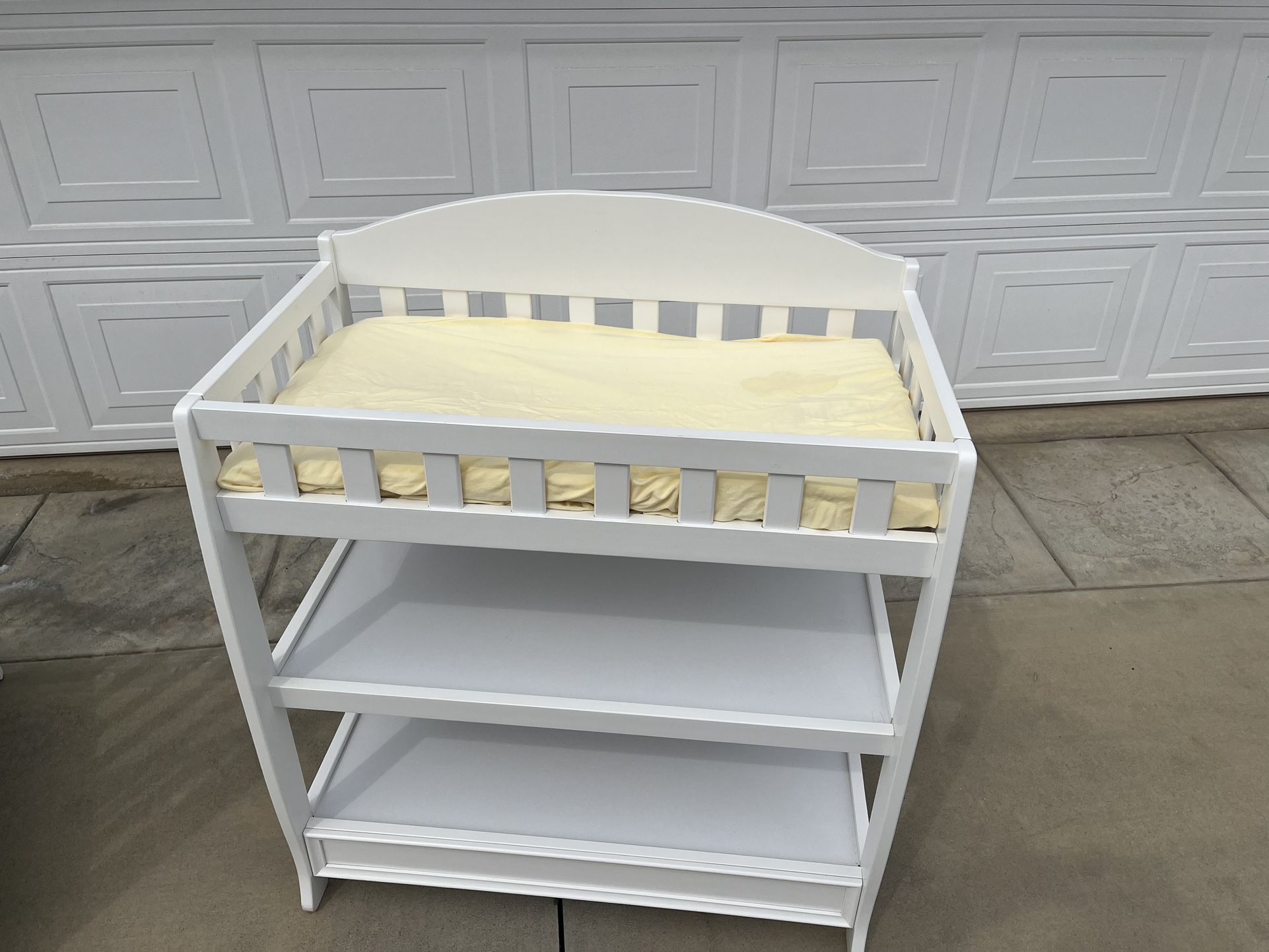 Baby changing table