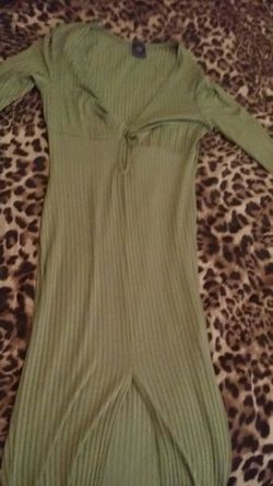 Olive green dress size M