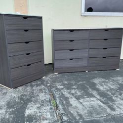 Set Eight And Five Drawers Dresser 