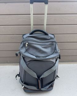 High Sierra Rolling Duffle Bag/ Backpack