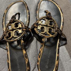 Like New Womens size 8.5 Tory Burch Miller sandals