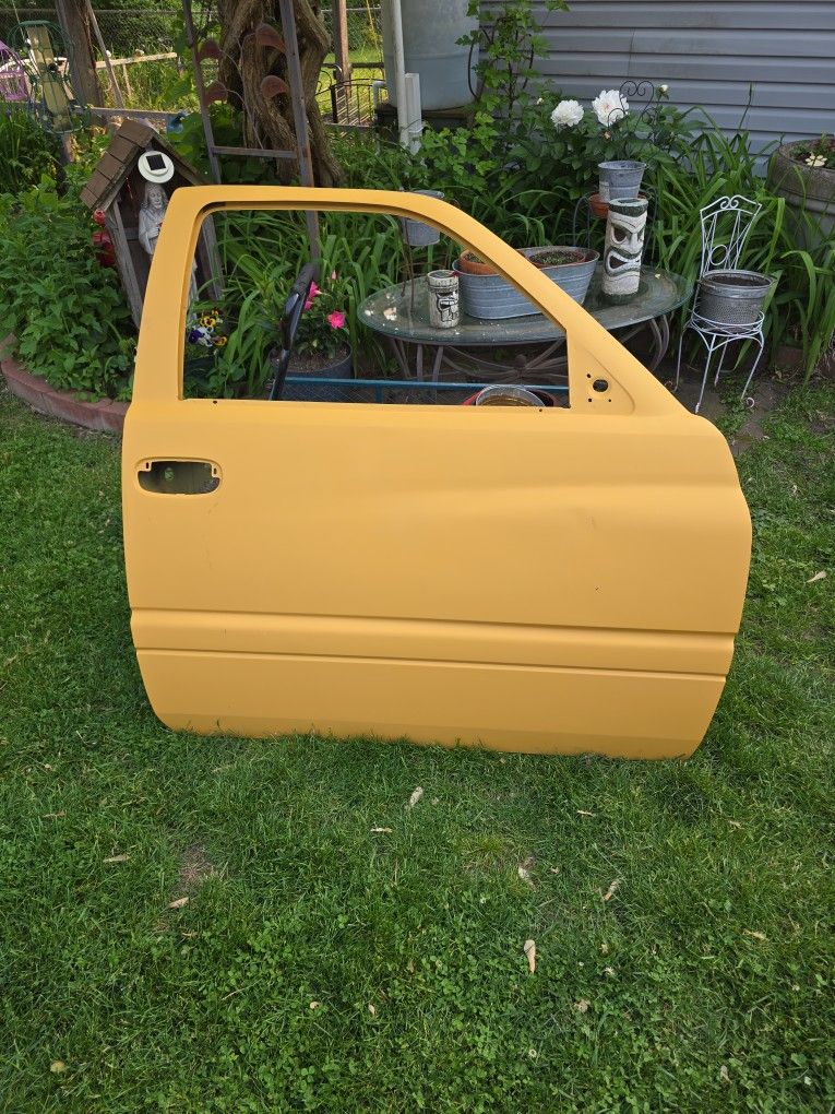 1994 Thru 2001 Dodge Ram Passenger Side Door